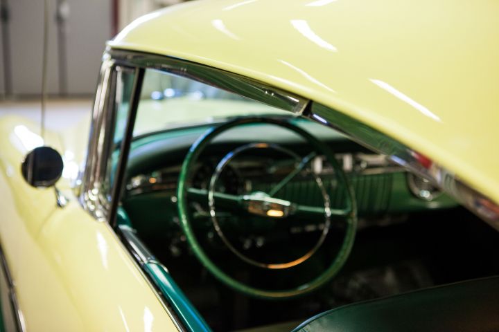 861710-9 Oldsmobil 98 Holiday Coupe - 1954