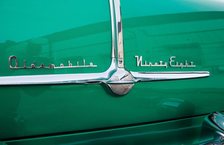 861710-14 Oldsmobil 98 Holiday Coupe - 1954