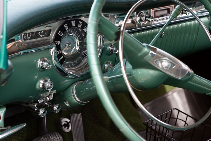 861710-34 Oldsmobil 98 Holiday Coupe - 1954