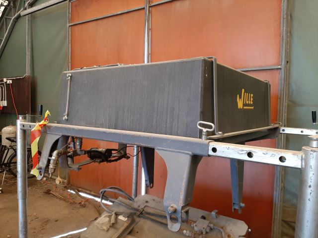 804587-7 Water tank with suspension stand - Wille