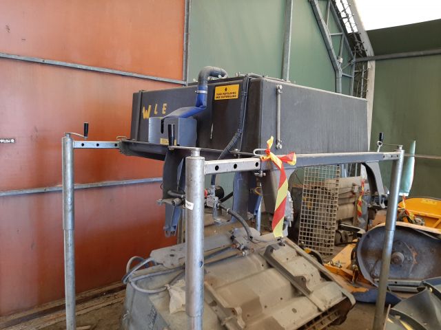 804587-8 Water tank with suspension stand - Wille