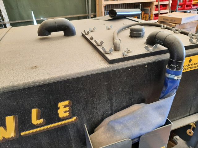 804587-12 Water tank with suspension stand - Wille