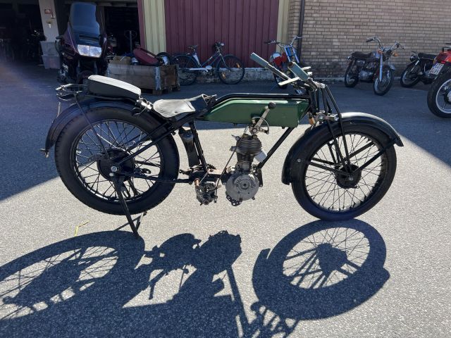 895226-6 Royal Anfield -1928 (renovation object)