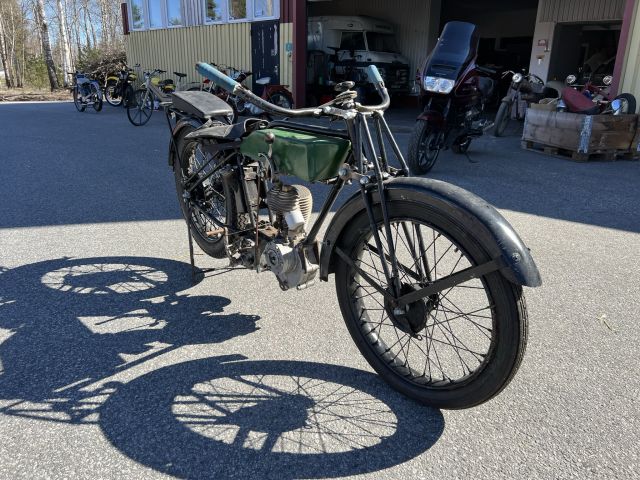 895226-7 Royal Anfield -1928 (renovation object)