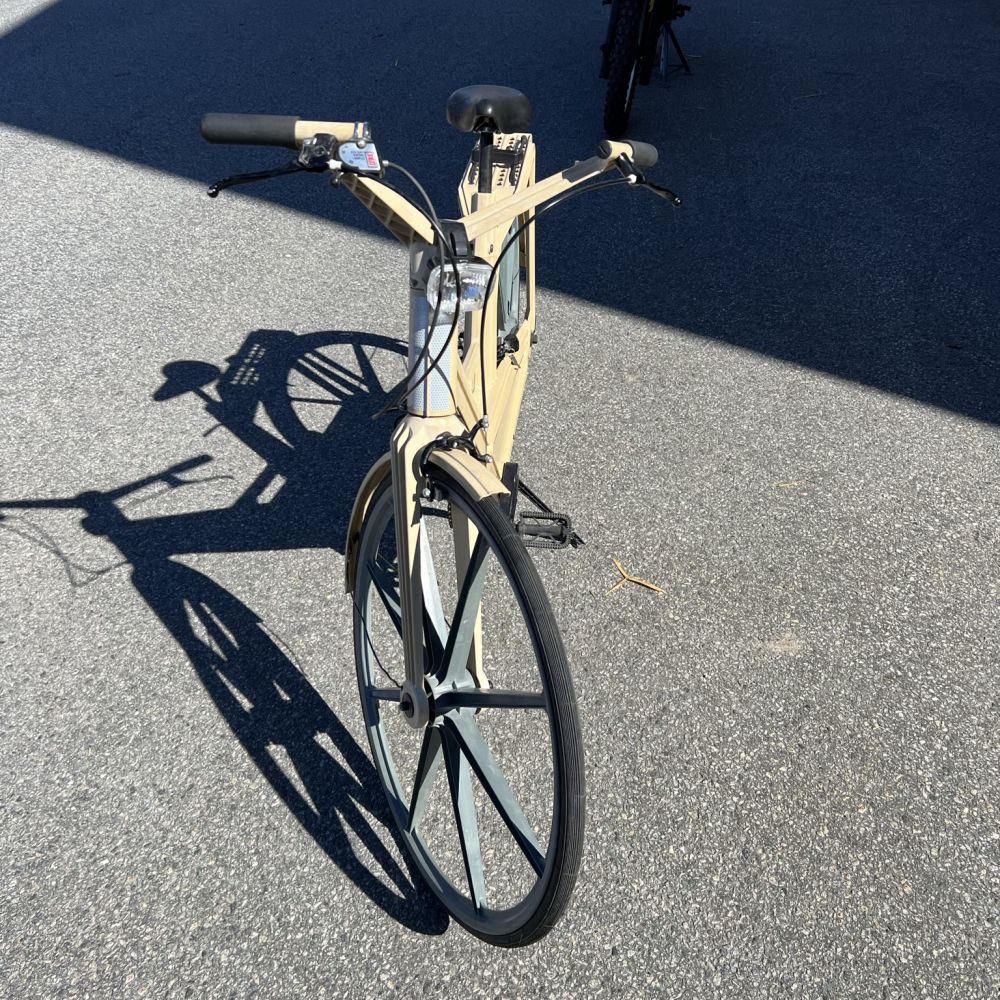 Plastic bike Itera