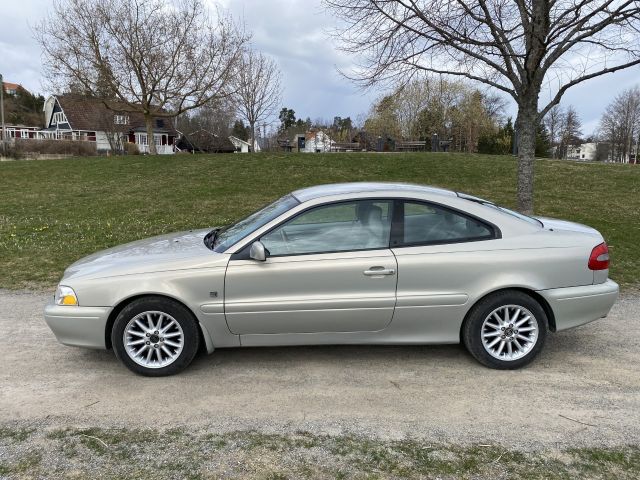 902954-2 Volvo C70 - 2000