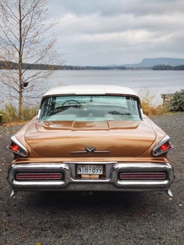 902945-7 Mercury Montclair hardtop - 1957