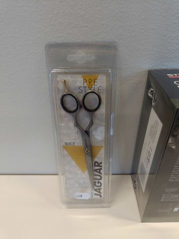 888724-11 Professional hairdresser kit