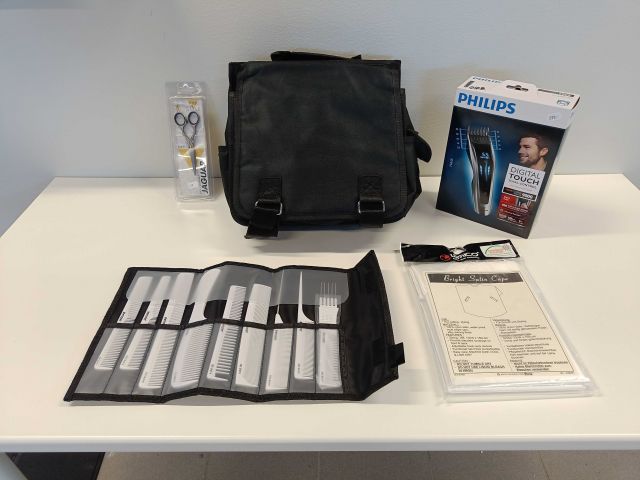 888763-1 Cutting machine, Comb set, Hairdresser & Bag