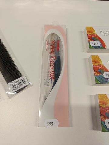 888774-7 Cutting machine, Hairdresser, Razor & Cutting machine