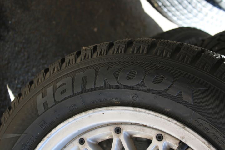 747134-6 15 "Original rims for Opel Senator-B incl. Tires from Nokian