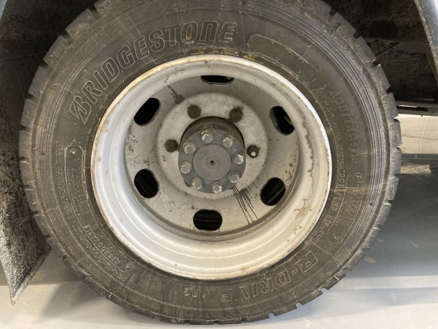 904409-11 Mercedes-Benz Vario 818DKA (2008) - Ex-lähetysauto