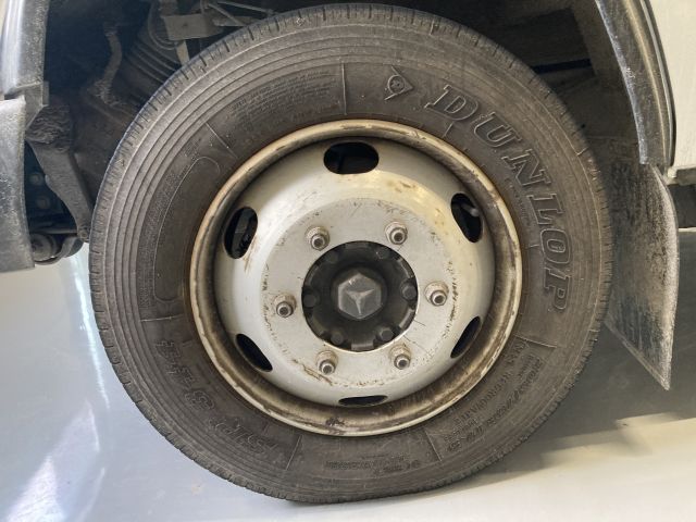 904409-15 Mercedes-Benz Vario 818DKA (2008) - Ex-lähetysauto