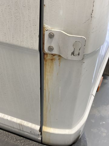 904409-21 Mercedes-Benz Vario 818DKA (2008) - Ex-lähetysauto