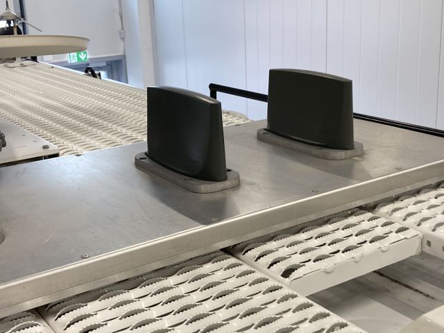 904409-32 Mercedes-Benz Vario 818DKA (2008) - Ex-lähetysauto