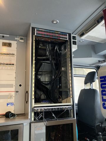 904409-44 Mercedes-Benz Vario 818DKA (2008) - Ex-lähetysauto