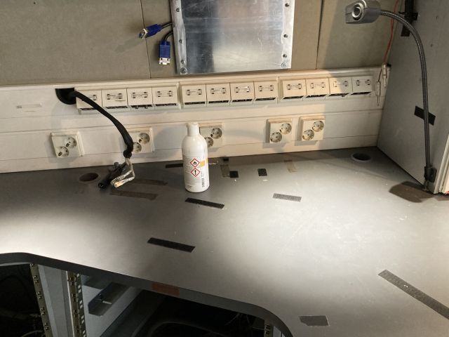 904409-52 Mercedes-Benz Vario 818DKA (2008) - Ex-lähetysauto