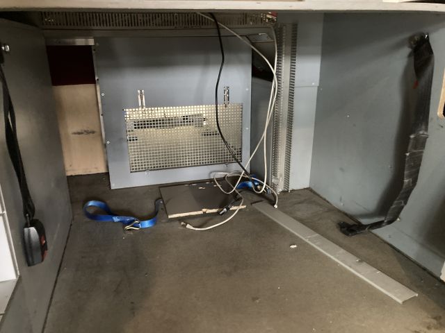 904409-57 Mercedes-Benz Vario 818DKA (2008) - Ex-lähetysauto