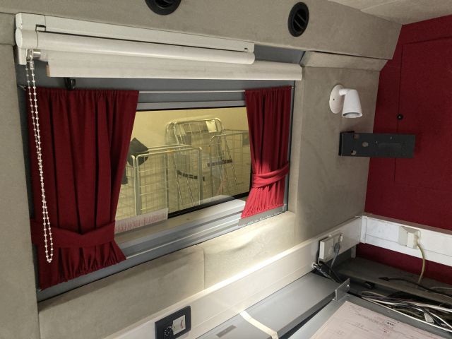 904409-59 Mercedes-Benz Vario 818DKA (2008) - Ex-lähetysauto