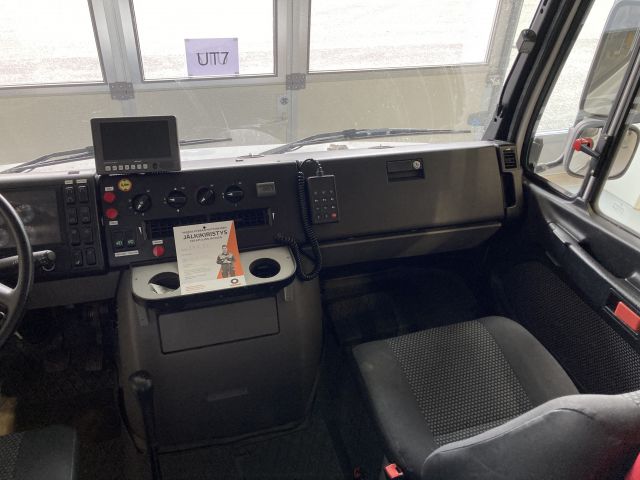 904409-62 Mercedes-Benz Vario 818DKA (2008) - Ex-lähetysauto