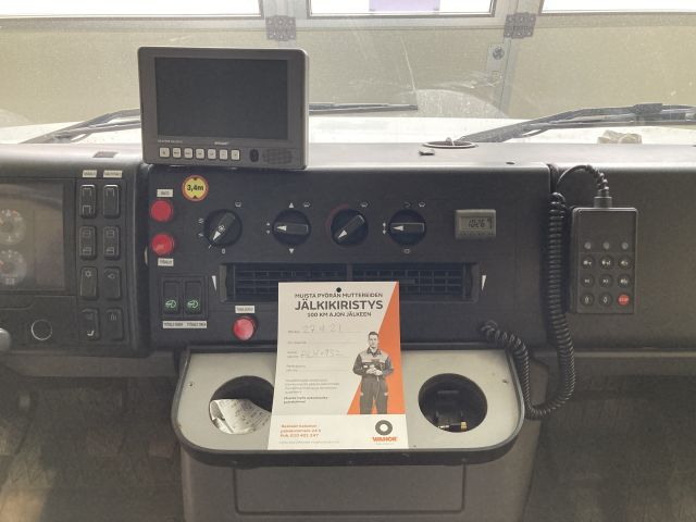 904409-65 Mercedes-Benz Vario 818DKA (2008) - Ex-lähetysauto