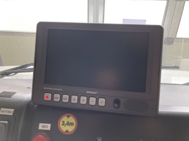 904409-70 Mercedes-Benz Vario 818DKA (2008) - Ex-lähetysauto