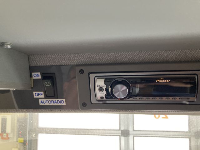 904409-72 Mercedes-Benz Vario 818DKA (2008) - Ex-lähetysauto