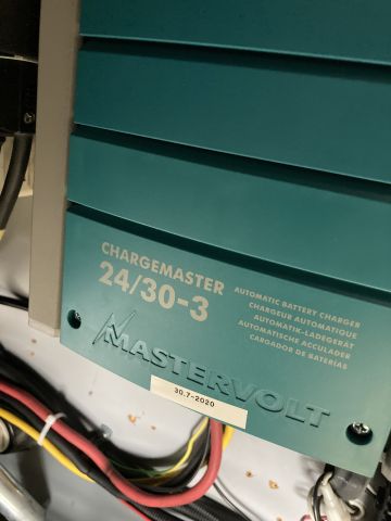 904409-79 Mercedes-Benz Vario 818DKA (2008) - Ex-lähetysauto