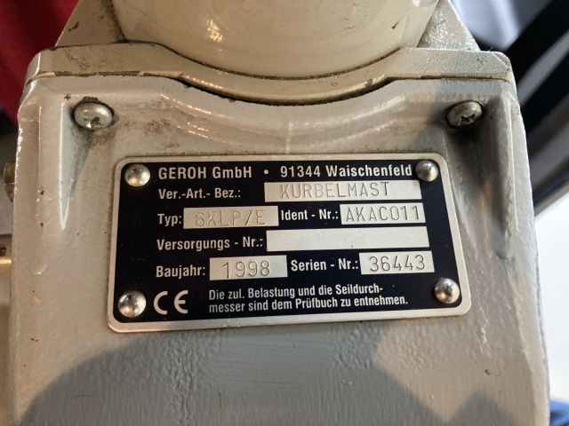 904409-82 Mercedes-Benz Vario 818DKA (2008) - Ex-lähetysauto