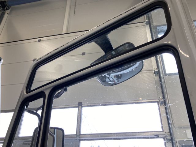 904409-98 Mercedes-Benz Vario 818DKA (2008) - Ex-lähetysauto