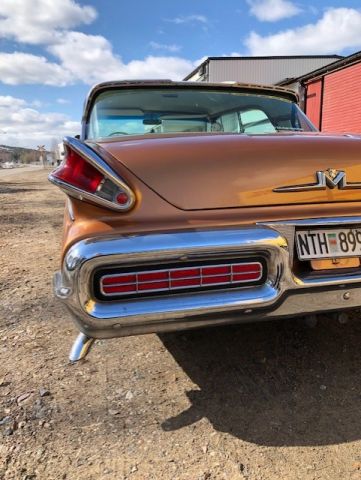 902945-3 Mercury Montclair hardtop - 1957