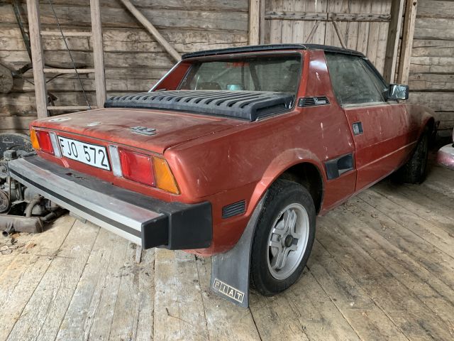 904620-3 Fiat X1 / 9 Five Speed - 1980