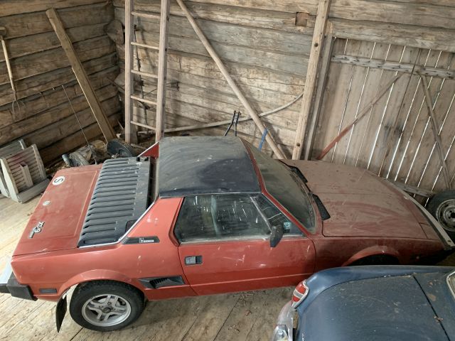 904620-2 Fiat X1 / 9 Five Speed - 1980