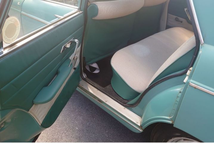 902959-36 Peugeot 404 - 1963