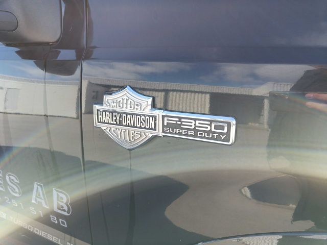 754392-30 Ford F 350 Harley Davidson Edition - 2005