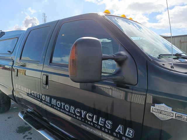 754392-32 Ford F 350 Harley Davidson Edition - 2005