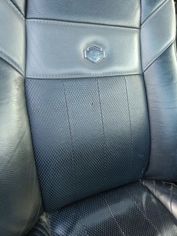 754392-64 Ford F 350 Harley Davidson Edition - 2005