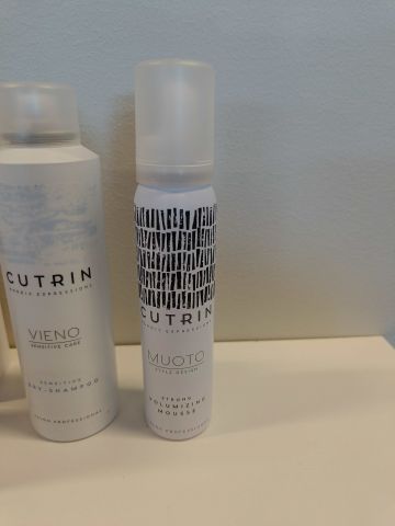 888879-2 For the scalp CUTRIN