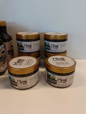 888881-2 Hair & Body Care Products MAUI