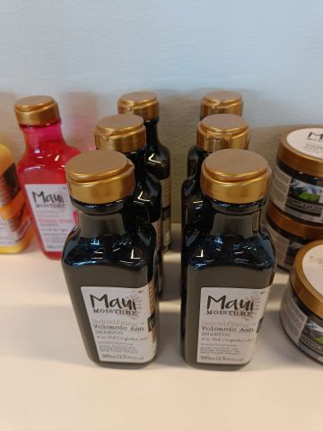 888881-5 Hair & Body Care Products MAUI