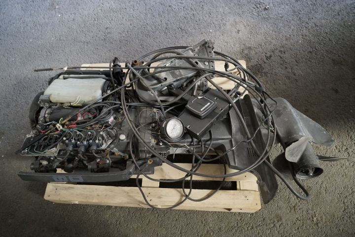 904993-2 Mariner 90 HP Long Rig (rope object)