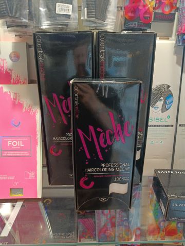 888910-7 Lot with accessories for dyeing