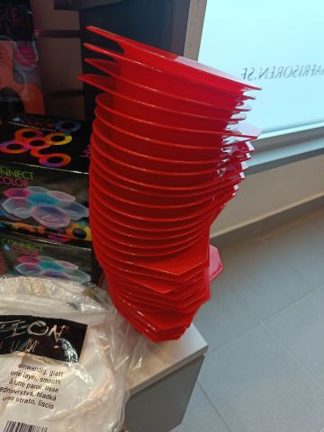 888910-16 Lot with accessories for dyeing