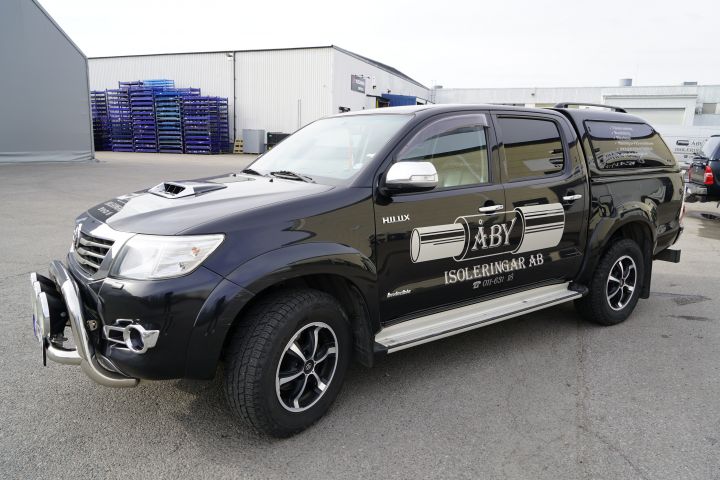 905041-1 Toyota Hilux Invincible Double Cab 3.0 D-4D 4x4 - 2014