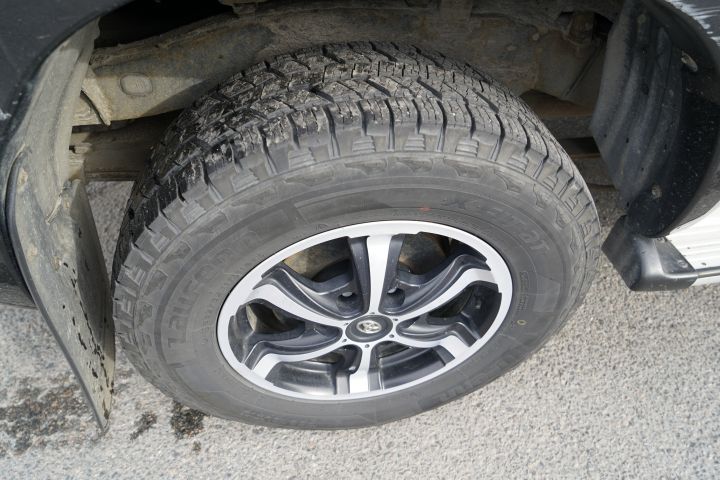 905041-12 Toyota Hilux Invincible Double Cab 3.0 D-4D 4x4 - 2014