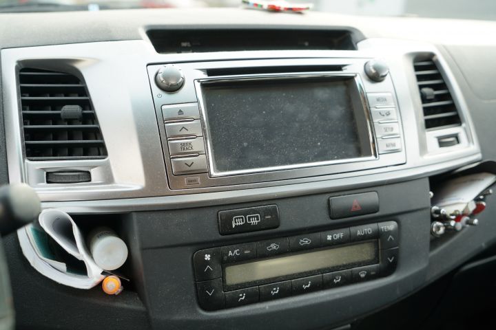 905041-20 Toyota Hilux Invincible Double Cab 3.0 D-4D 4x4 - 2014