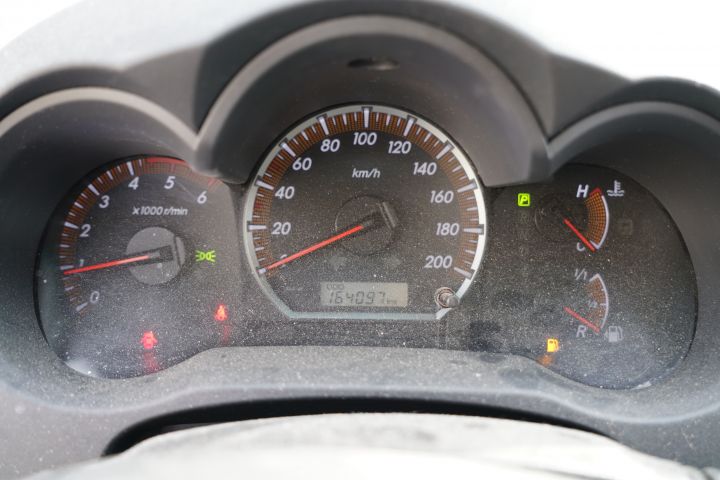 905041-21 Toyota Hilux Invincible Double Cab 3.0 D-4D 4x4 - 2014
