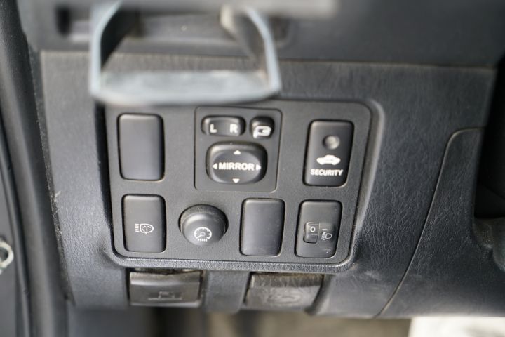 905041-22 Toyota Hilux Invincible Double Cab 3.0 D-4D 4x4 - 2014