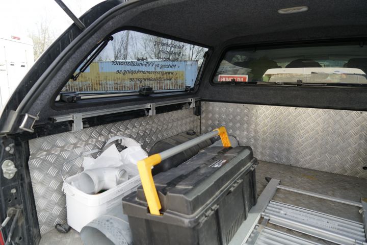 905041-27 Toyota Hilux Invincible Double Cab 3.0 D-4D 4x4 - 2014
