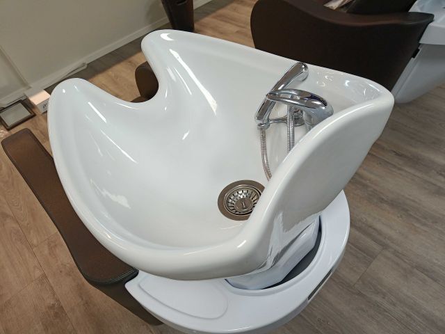 888924-7 Shampoo chair Salon Ambience Luxury